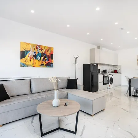 Icon Luxury Kos-stad