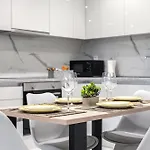 Icon Luxury Apartment