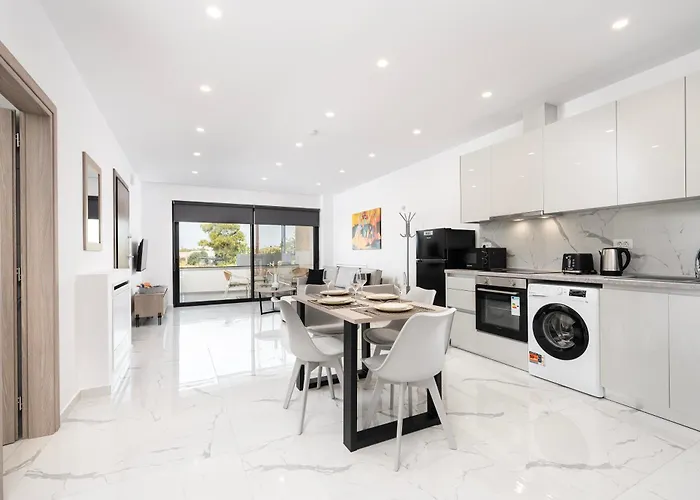 Icon Luxury 公寓 *