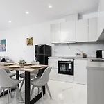 Icon Luxury Apartment Kos Town